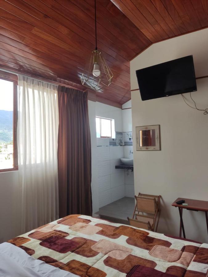 Hostal Suzet House Oxapampa Exterior foto